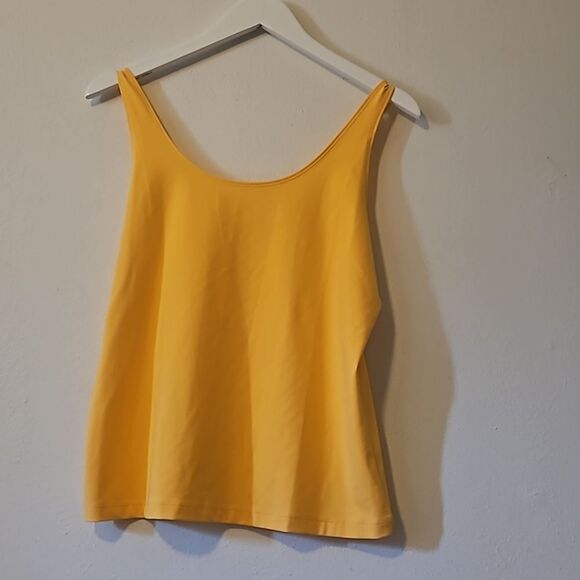 CHICO'S WOMAN STRAPE  TANK - Picture 1 of 5